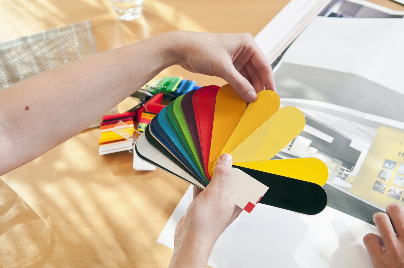 Beratungssituation Material & Farbe