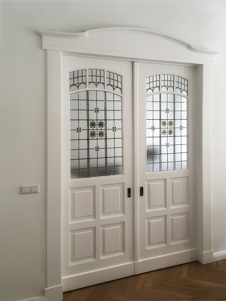 Lackarbeiten Türen, Defreggerstr. in Treptow, 2017